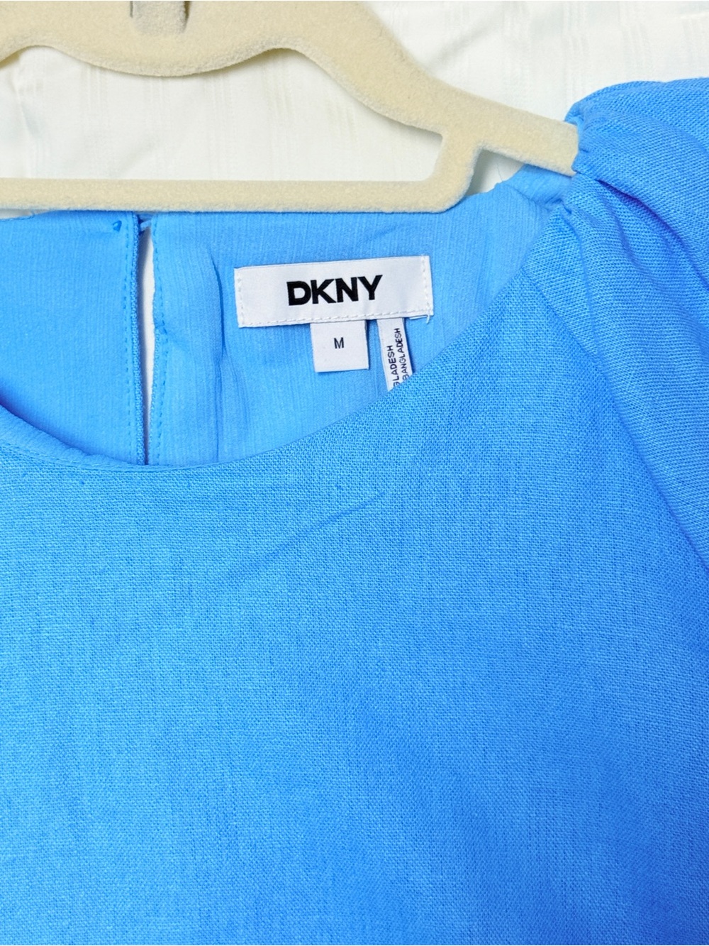 DKNY linen blend Puff Sleeve Blouse in Pool Blue - Picture 3 of 7